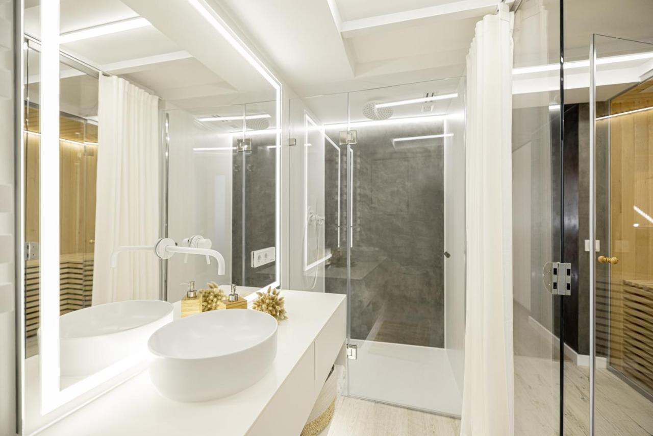 White Fox - Sauna - Львов Экстерьер фото